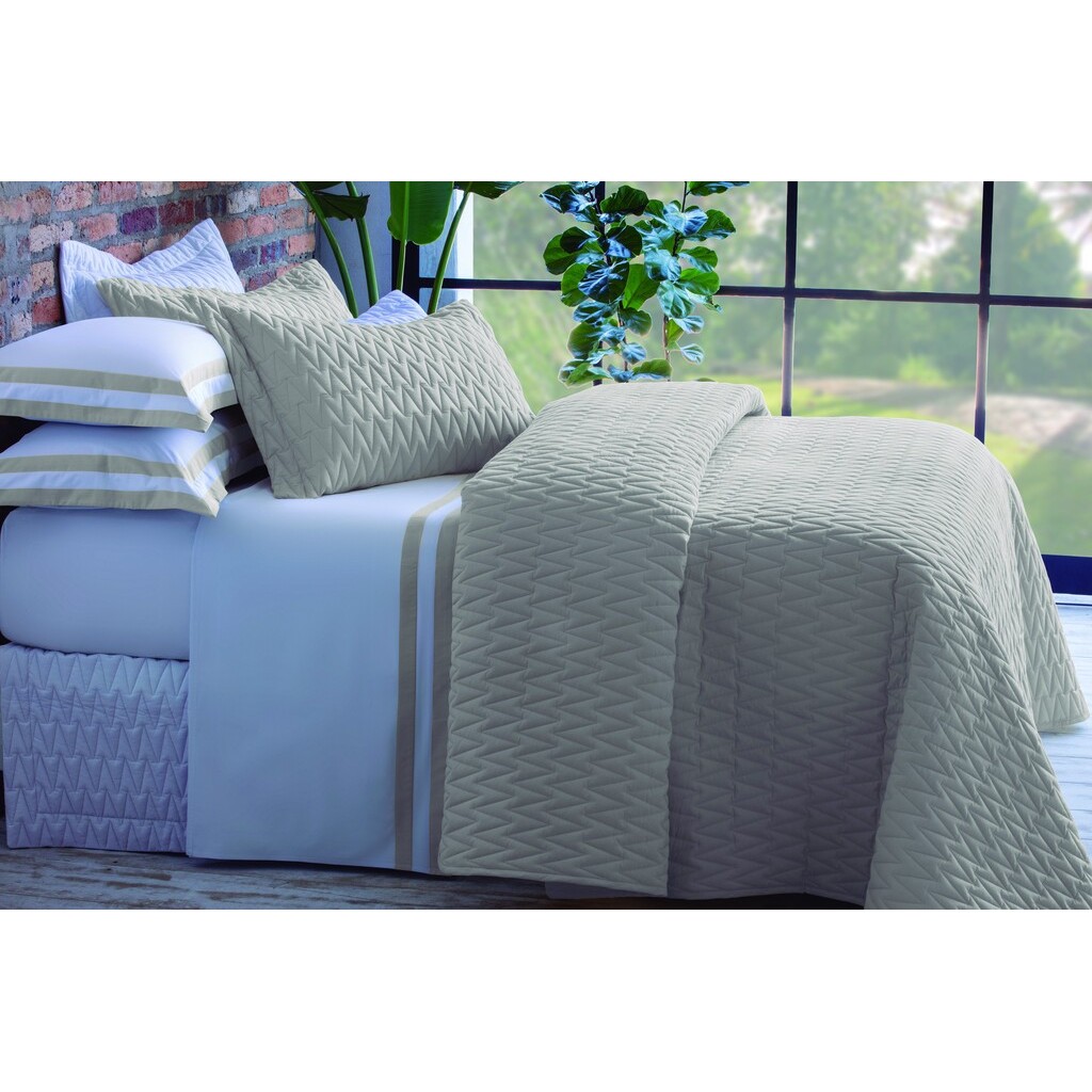 JOGO DE CAMA KING DOUBLE BRANCO/FENDI 200F 2,90MX2,50M