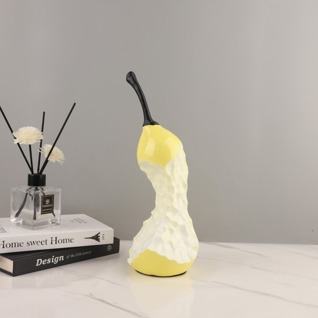 QWP4 Modern minimalist artificial resin green beauty pear desktop ornament for living room, bedroom, TV cabinet, home de