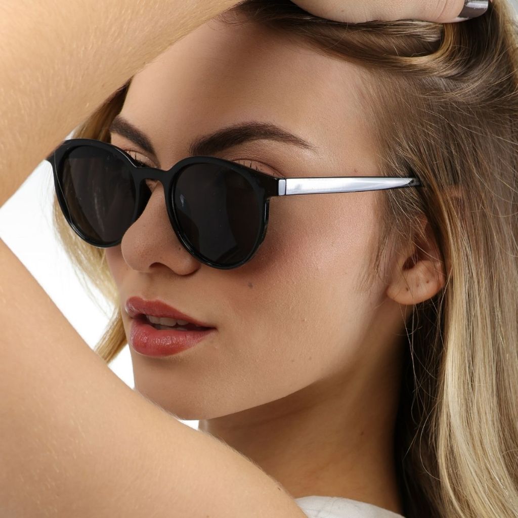 Oculos Delicado de Sol Feminino Clássico Colorido Redondo Roxo Tamanho Adulto Juvenil Multi Colors Seven