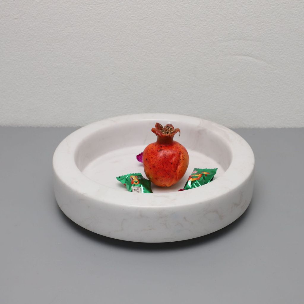 QUMJ Nordic minimalist model room, study, coffee table, living room, home decor, marble storage, fruit bowl, decorative