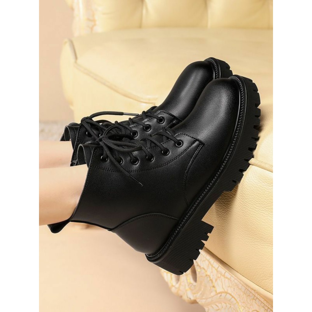Botas Martin de couro macio botas femininas estilo fino ano novo novo estilo outono seleção All-Match estilo britânico s