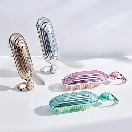 ReFa Shampoo Brush Milk | 4 Colors Scalp Care Stainless Pins Deep Cleansing Rich Foam Lather Hanging Ring from Japan
