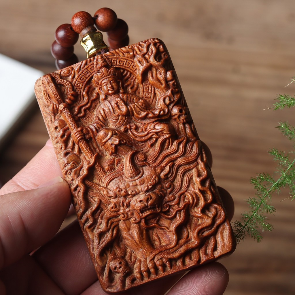 Pequena folha vermelho sândalo Ksitigarbha Bodhisattva pingente colar pingente de carro escultura em madeira lidar com p