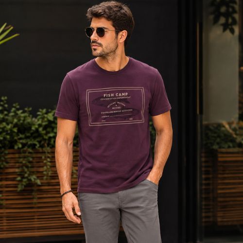 Camiseta Masculina Fish Camp Estampada Manga Curta Gola Careca Hering