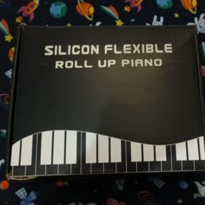 teclado eletrônico piano de silicone 88 teclas (USADO) teclado portátil + mochila de brinde