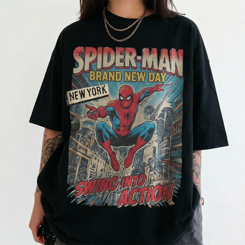 Camiseta Masculina Feminina Oversized Estampa Homem-Aranha Nova York Frases Brand New Day Swing Into Action Arte