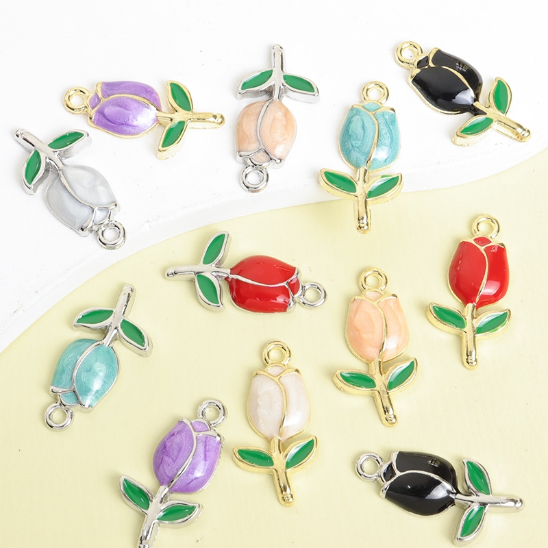 10pcs Tulipa Multicolor Esmalte Óleo De Gotejamento Encantadores De Moda E Pingentes De Flores Para Colar De