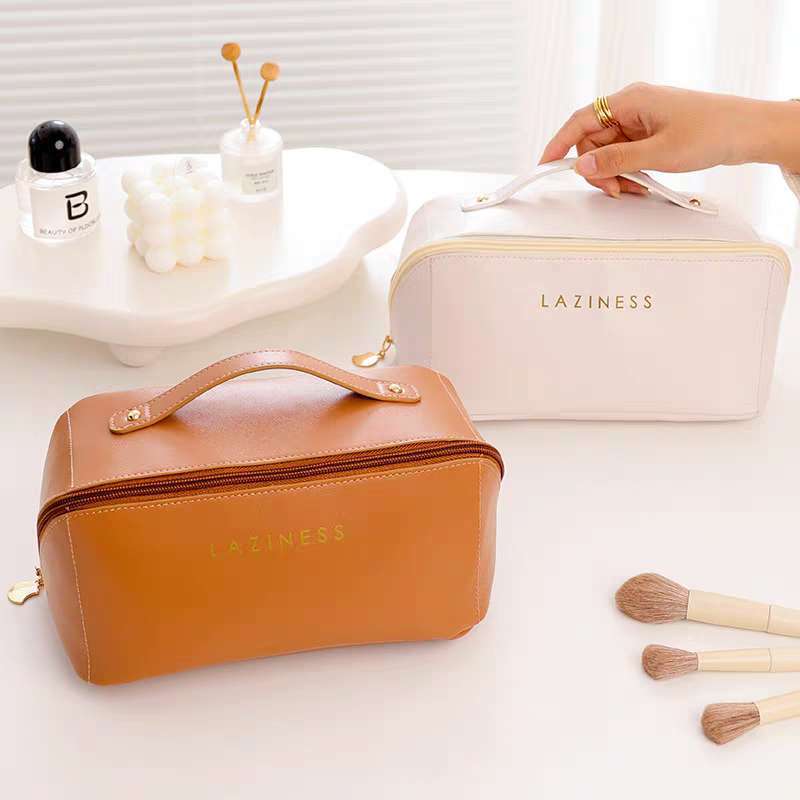 Nuvem Pillow Premium Cosmetic Bag PU Leather Waterproof Viagem de Negócios Portátil