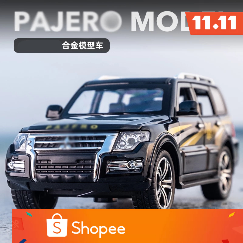 1 : 32 Mitsubishi PAJERO Carros Modelo Liga Metálica Diecast Pull Back Sound Light De Brinquedo Veículos Kids Gift