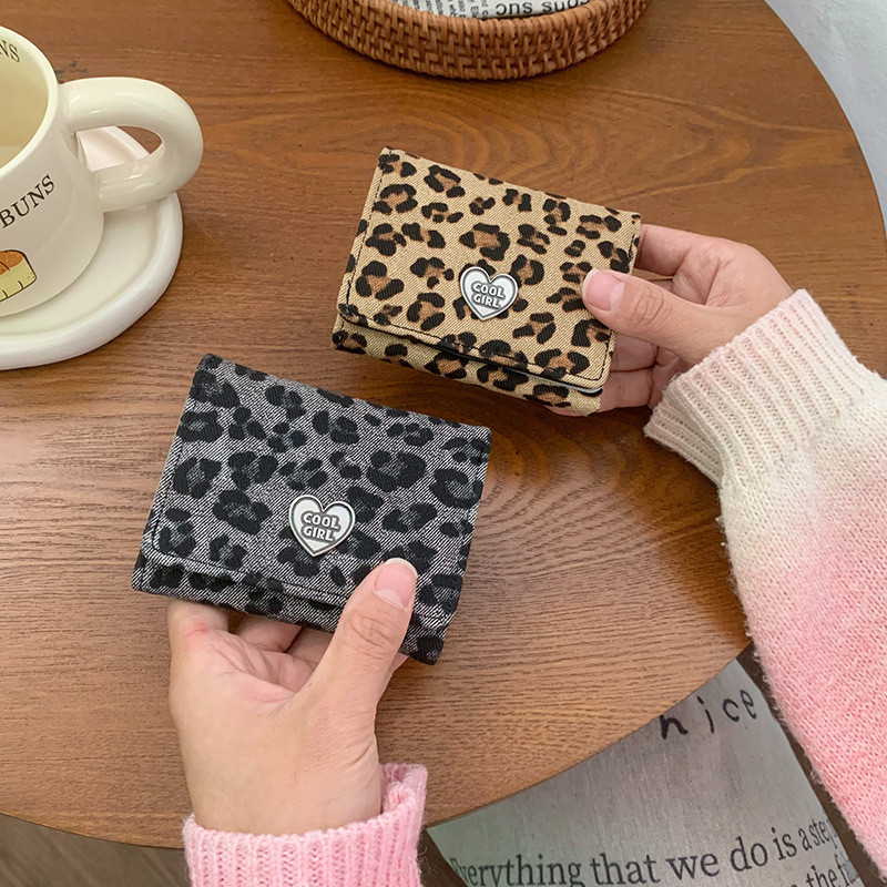 Versão coreana nicho amor ferragem simples moda Retro leopardo impressão senhoras Tri-fold carteira grande capacidade Ca