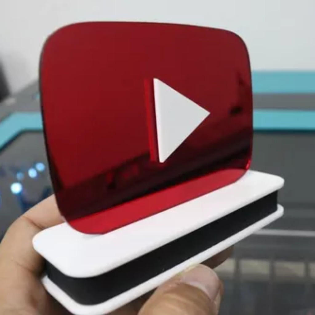 Decoração Mesa Ícone YOUTUBE Joinha Curtir Live Influence Podcast ESTUDIO DECOR GRAVAÇÃO