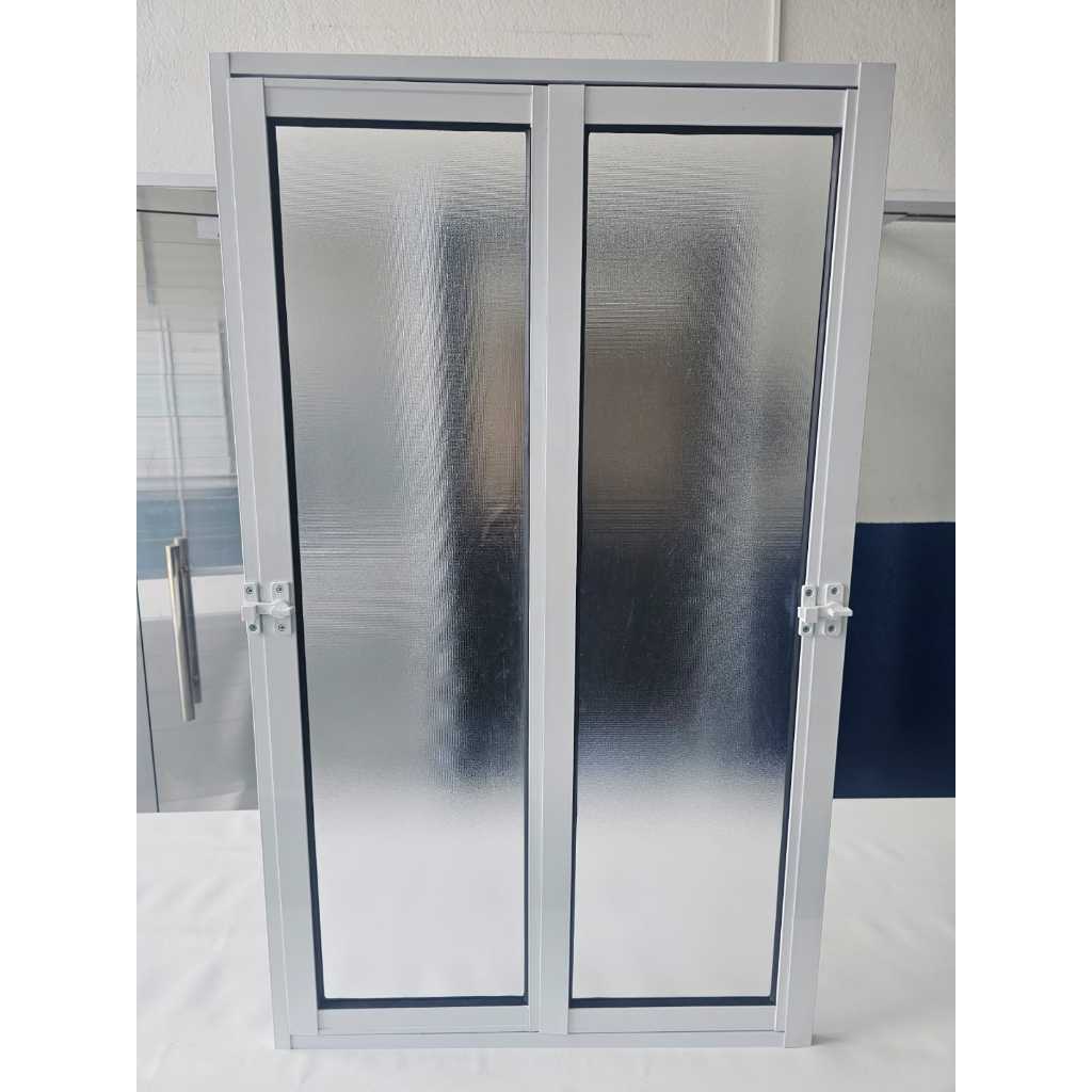 Janela Pivotante Capelinha Duas Seção Em Alumínio Branco Vidro mini boreal 100x60cm