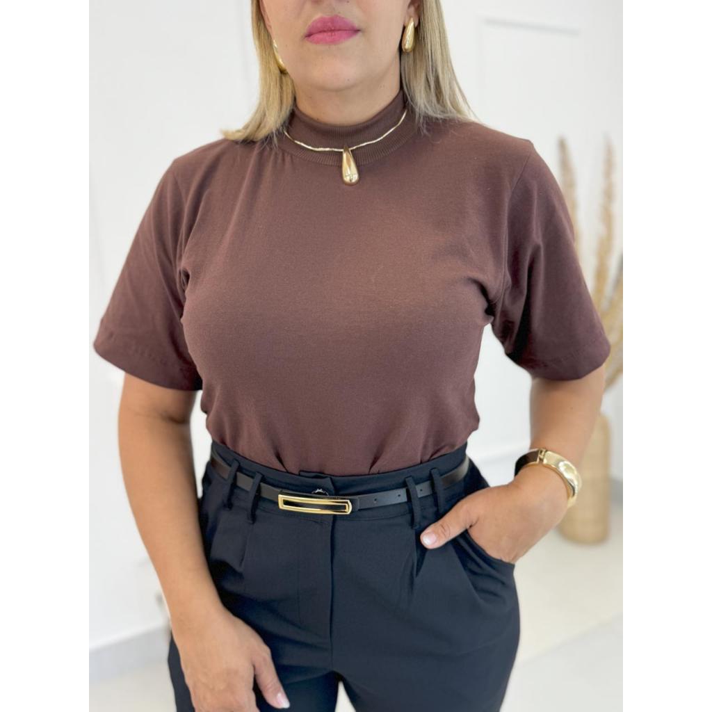 Camiseta T-Shirt Gola Alta Basic Feminina