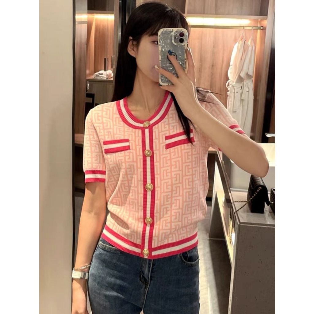 Camisola de manga curta de cor de contraste para mulher verão fino seda gelo moda curta camiseta para mulher-3349