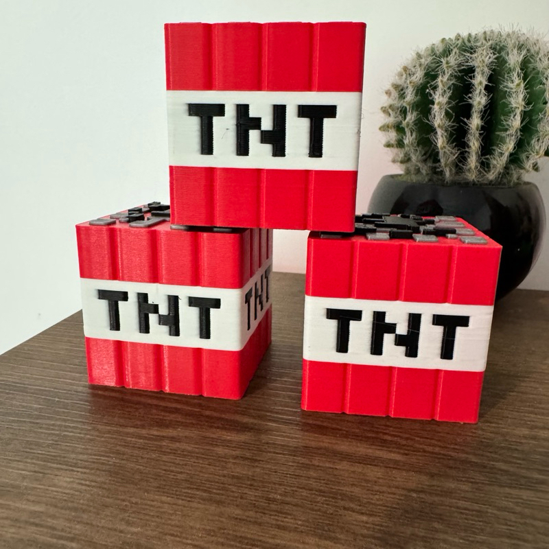 Bloco TNT Pixel Art | Cubo TNT Decorativo Jogo de Blocos | Acessório Gamer Craft