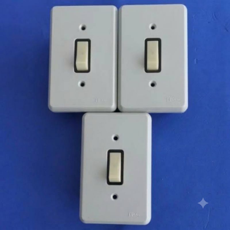 INTERRUPTOR  PIAL 01 SEÇÃO PARALELO (three-way)   CONJUNTO com  03 pecas   com  placa Cinza 4x2 ref: 1101