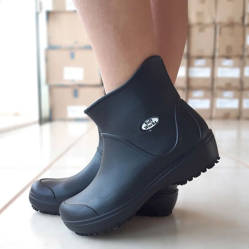 Bota de Segurança Soft Works BB85 Preta para Hospital e Cozinha Antiderrapante