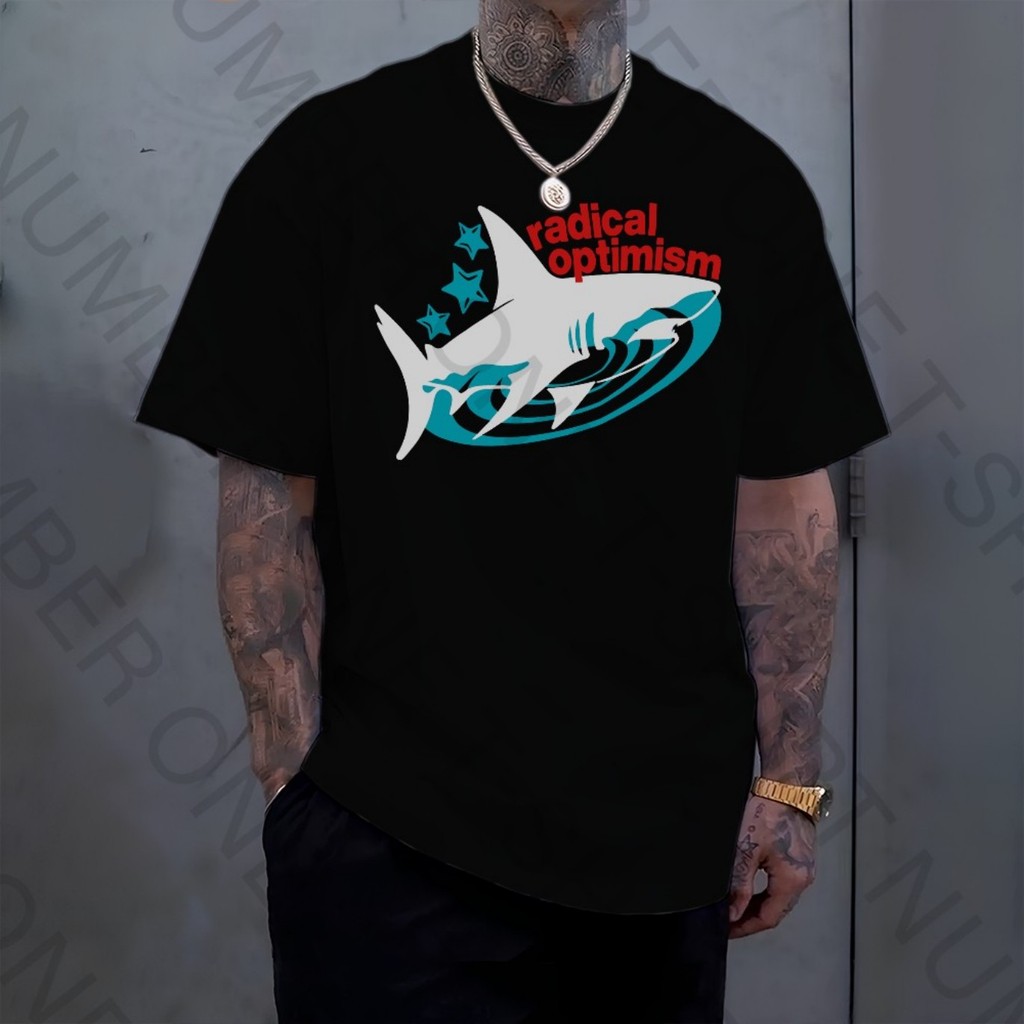 Max Okavango unisex oversized streetwear camiseta tubarão radical optimism preto