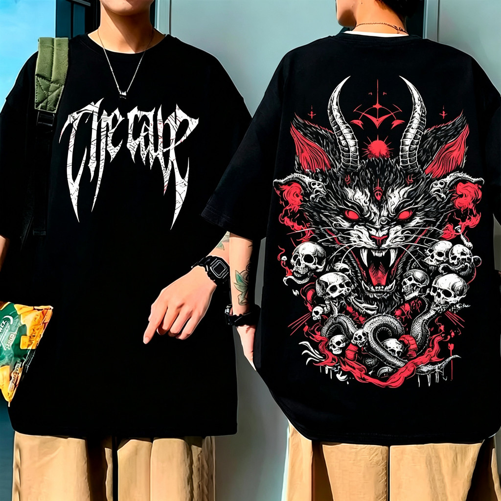 Camiseta Preta Unisex, Design com Tigre Demônio Estilizado e Calaveras, Textos 