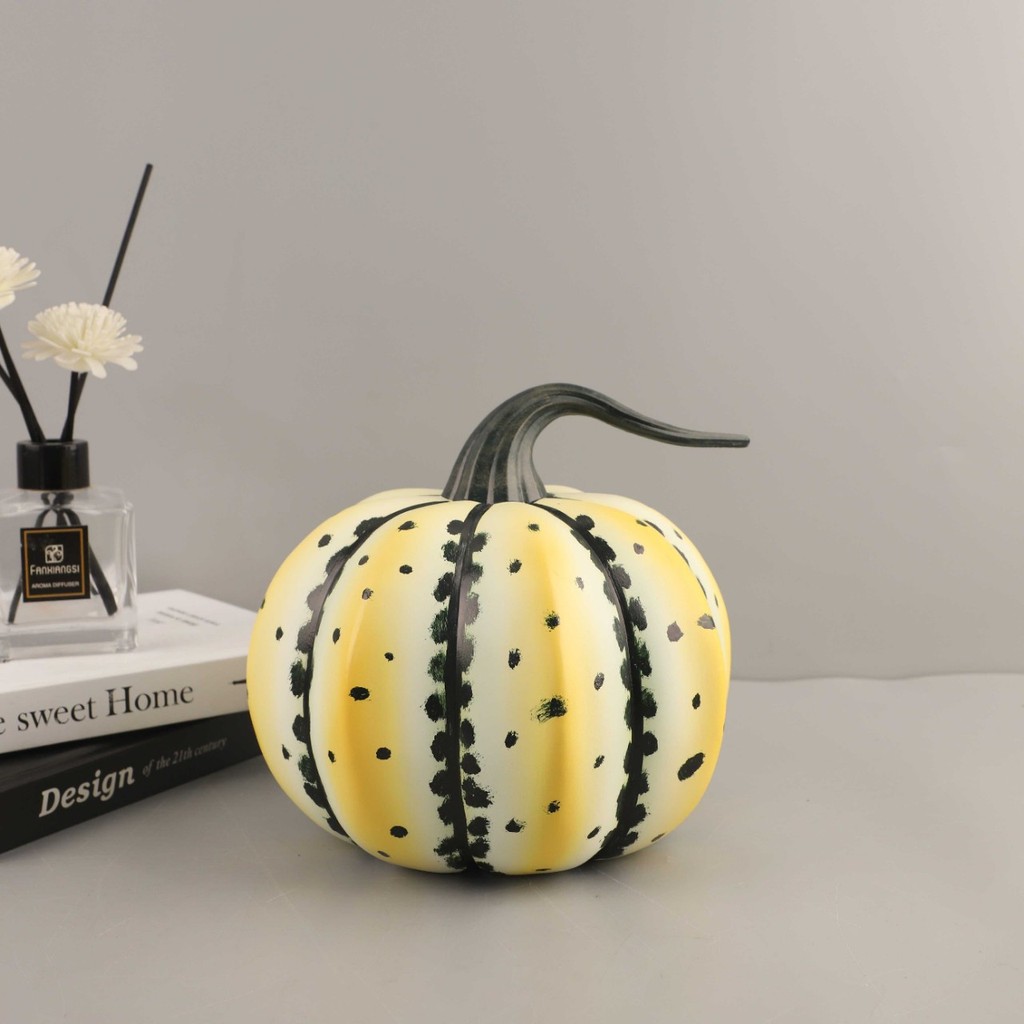 NVZO European-style light luxury realistic and fun spotted pumpkin tabletop ornament for living room, bedroom, entryway,
