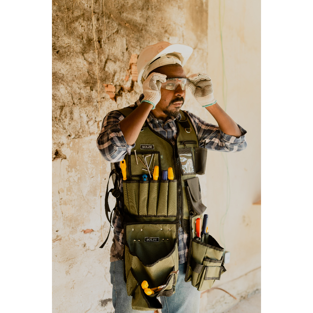 Colete para Ferramentas Solze Verde Militar e Preto com Pockets Removíveis, Peça Magnética Removivel