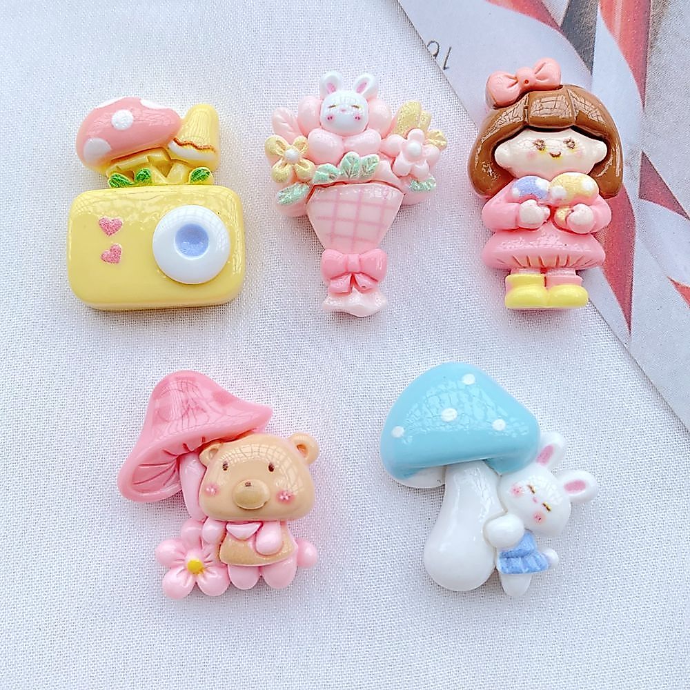 Marca Nova 10 Peças / Batch Cartoon Cute Mushroom Rabbit, Menina, Urso Pequeno, Série Bouquet Resina Artesanato Flat Back Convex Round