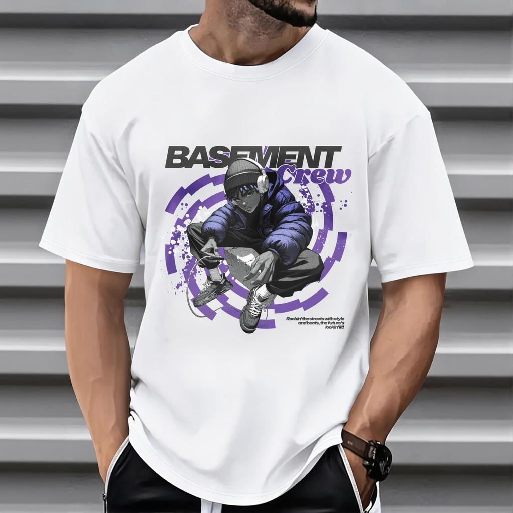 Camiseta Branca Masculina Estampa Personagem Anime Basement Crew Roxo Manga Curta Gola Redonda Versátil 100% Algodão