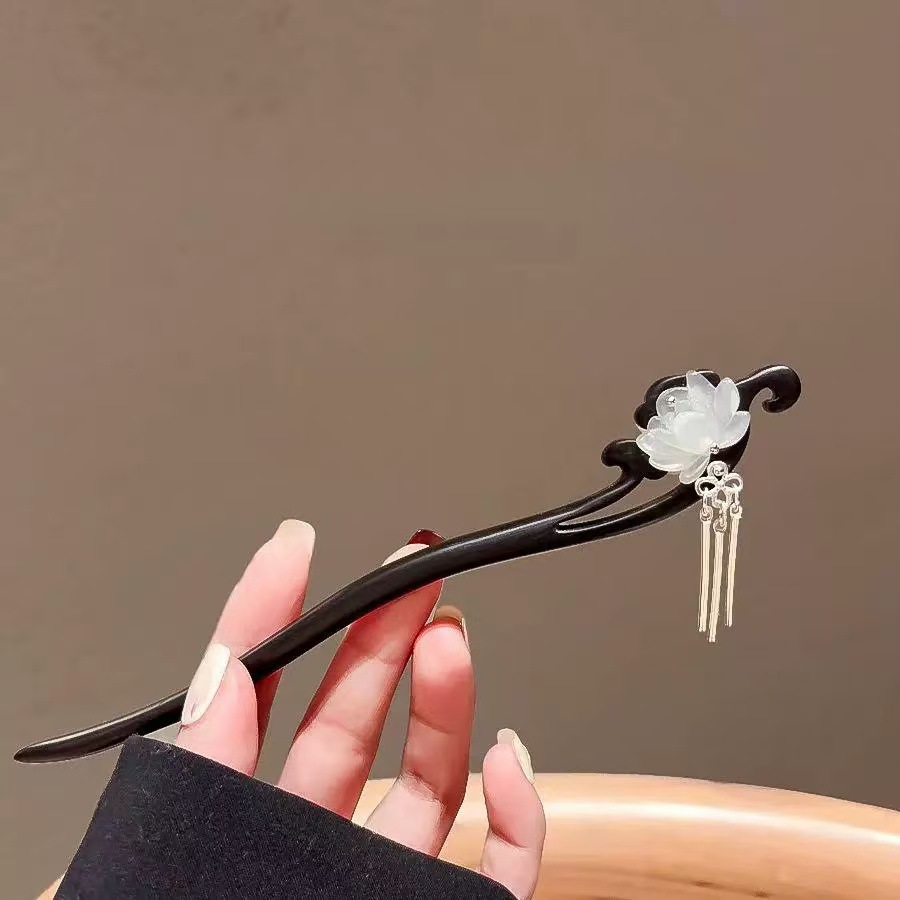 Lótus De Madeira 4 Peças Bastões De Cabelo Vintage Borla Novos Grampos Hanfu Chineses