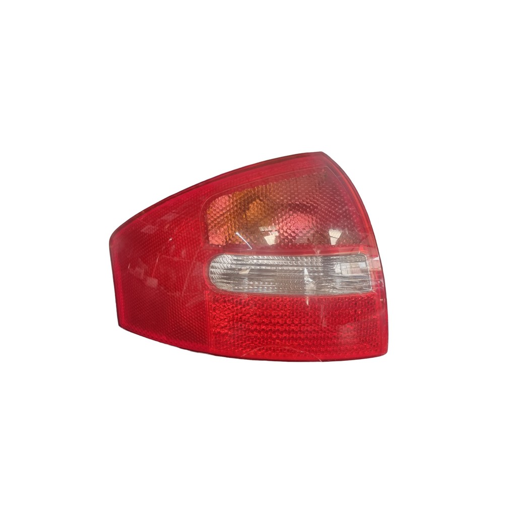Lanterna Esquerda Audi A6 2001 2003 2004 Recuperada