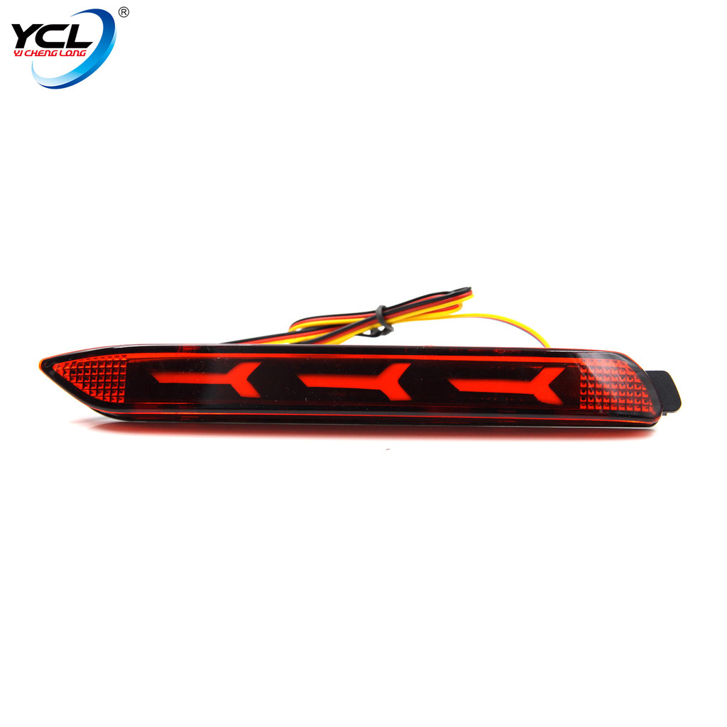 Adequado para Toyota Reiz CAMRY modificado pára-choques traseiro luz traseira Surround tipo espinha de peixe luz LED de