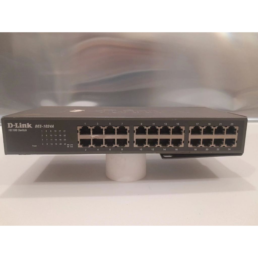 Switch D-link Des-1024d Fast Ethernet 24 Portas 100mbps