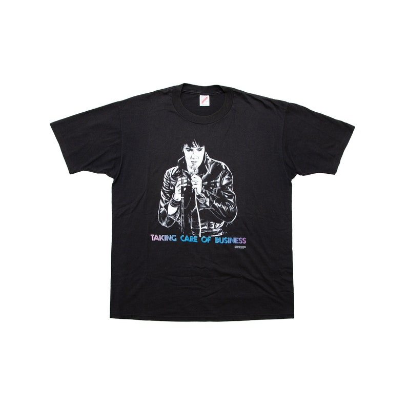 Camiseta Masculina Elvis Presley Taking Care Of Business 1989 Single Stitch Atemporal Estilosa Premium Retrô
