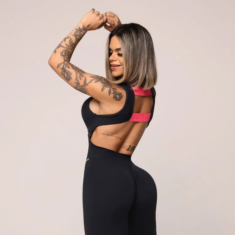 Macacão Fitness Feminino Nocaute Empina Bumbum Preto Rosa Neon Moving Academia