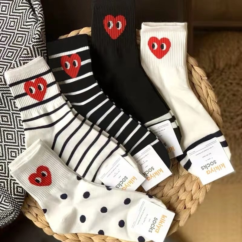 Versão Coreana Das Meias Femininas Polka Dot Preto E Branco Listrado Cor Sólida Love Casual Fashion Socks