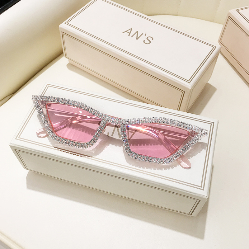 Óculos de sol com miçangas estilo gato e lentes diamantadas artesanais, moda ins contemporânea, óculos de sol