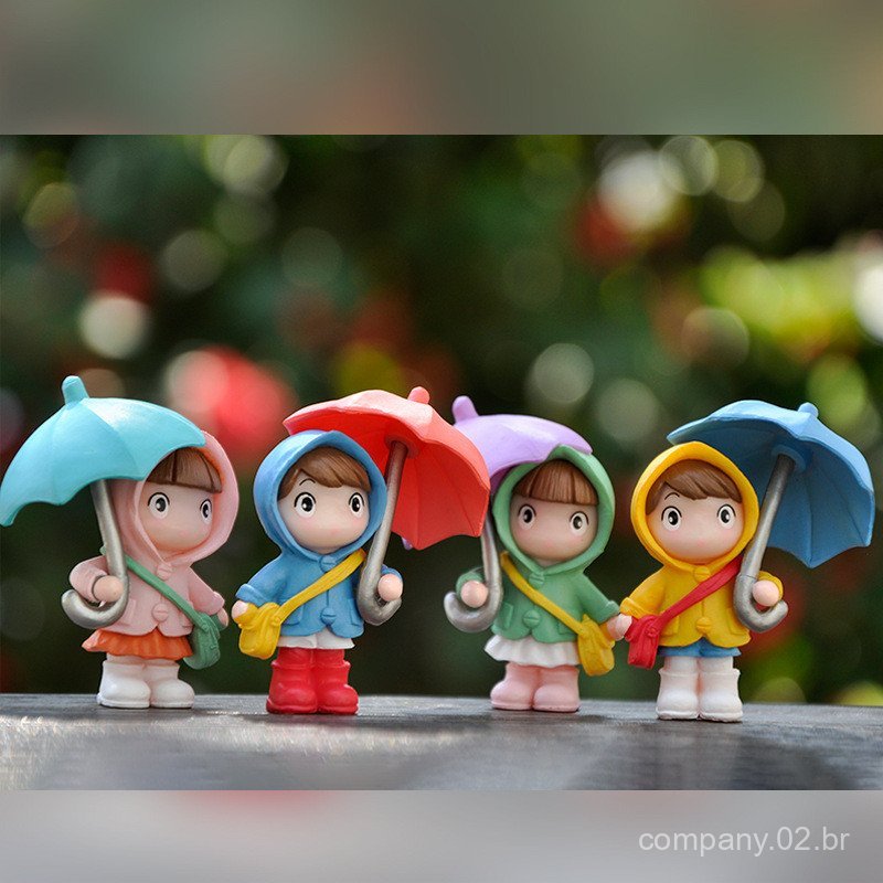 New umbrella girl doll, cute cartoon girl figurine, small decorative piece for cakes, desktops, or car interiors