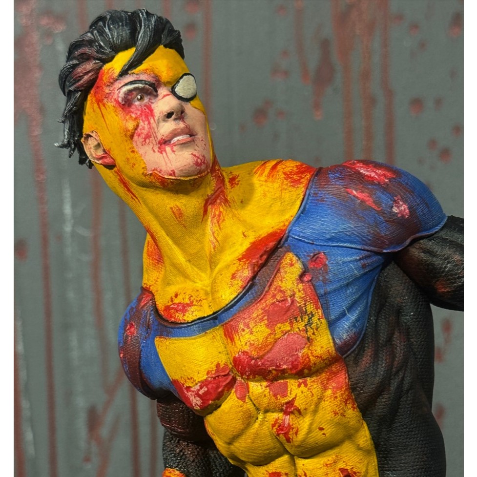 Diorama Figura De Ação Invencível Mark Grayson - Invencivel