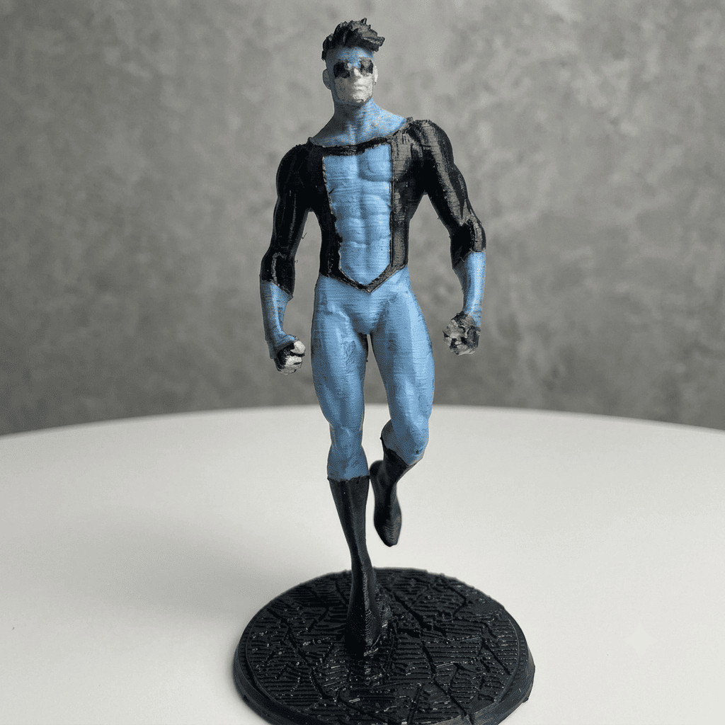 Invencível Mark Grayson Figure 3d Colecionável Geek Boneco Primeiro Uniforme