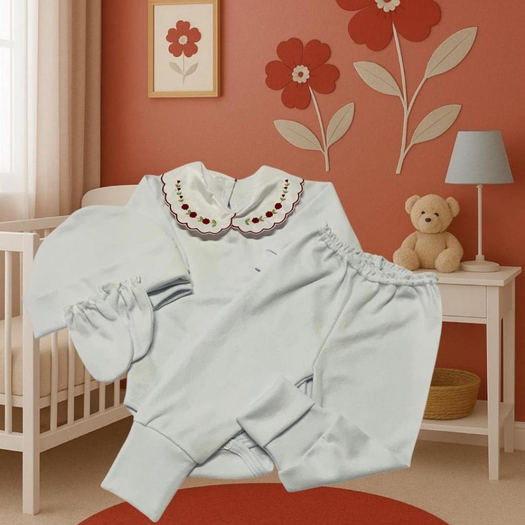 Kit 4pç – Body Bebê Gola Bordada + Calça Mijão Pé Reversível, Touca e Luva – Conforto e Charme
