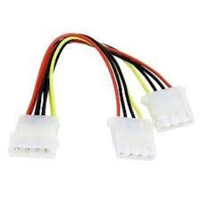 AKASA Cabo Duplicador Molex IDE. Splitter de força Akasa 4pin Molex  Comprimento: 20cm  Transforma 1 saída tipo molex
