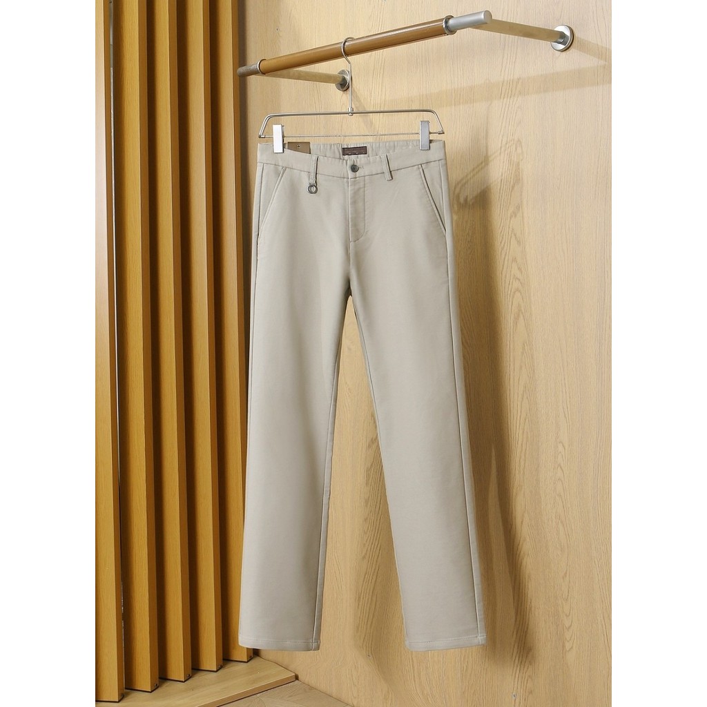 Men's business casual pants, made from a blend of fibers, featuring a loose fit, stylish design, versatile style, comfor