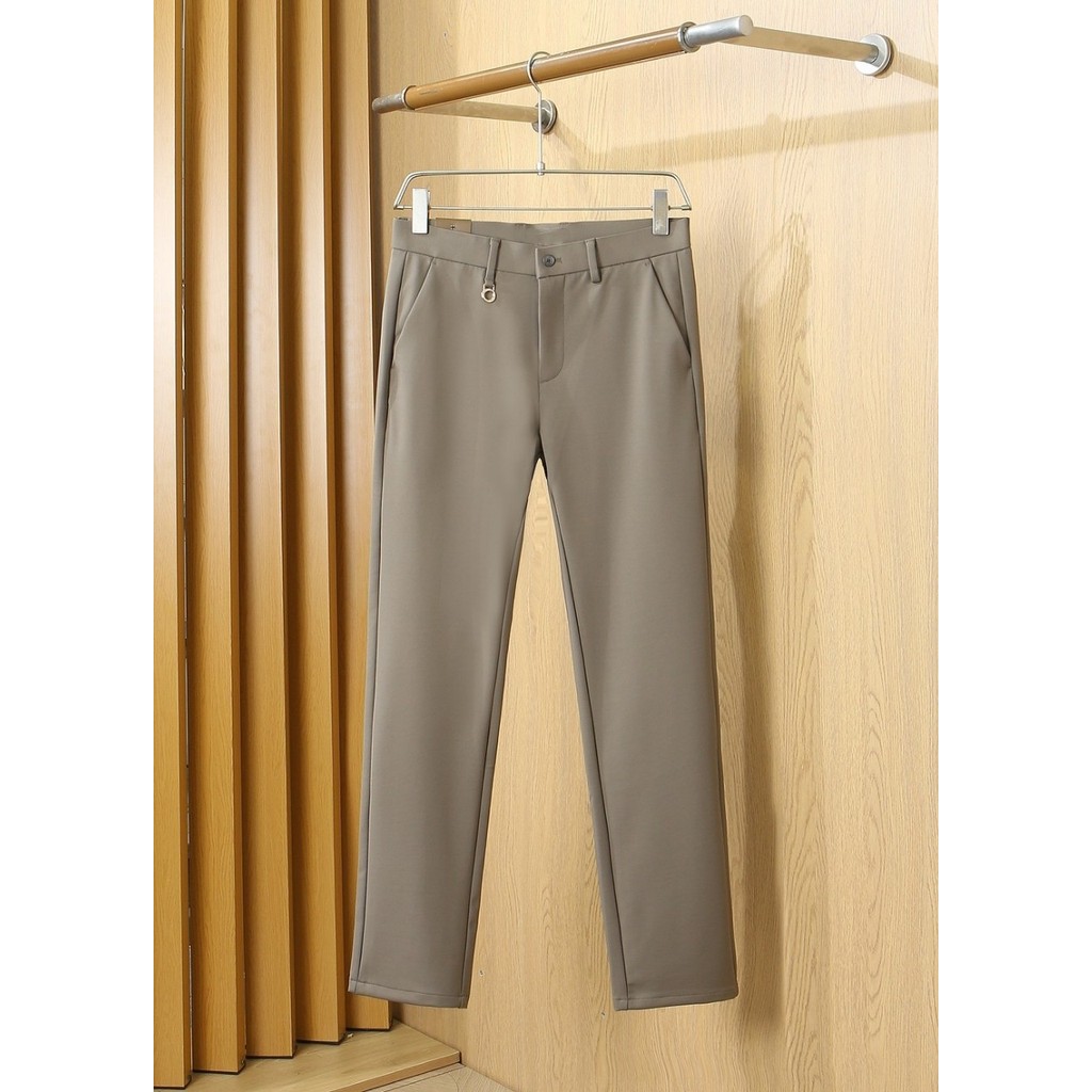 Men's business casual pants, made from a blend of fibers, featuring a loose fit, stylish design, versatile style, comfor