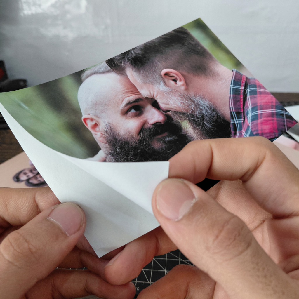 Fotos Adesivas 10x15cm Personalizadas – Revelação em Papel Fotográfico Glossy