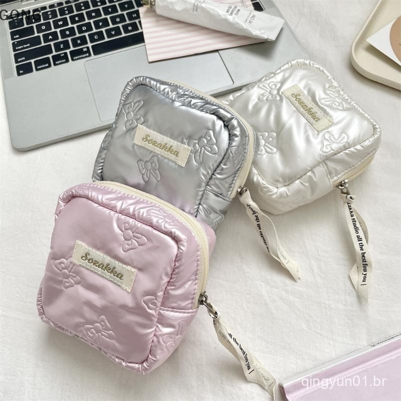[BI] Simples PU Love Bow Square Bag Mini Bolsa Portátil Almofada Sanitária Armazenamento Organizador De Fone De Ouvido V