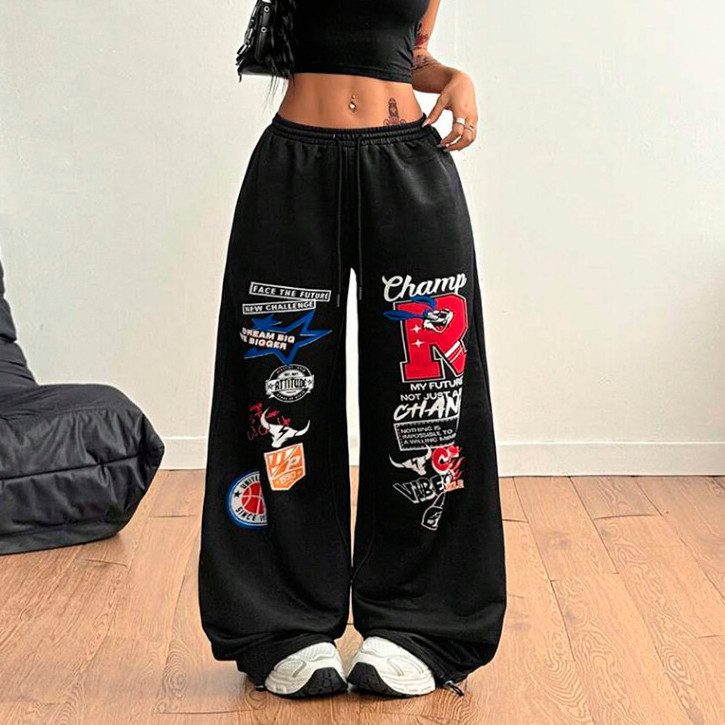 Calça Feminina Wide Leg Despojada Barra Larga Barrel Champ Estampada Streetwear Reta Moletom Retro Collegee