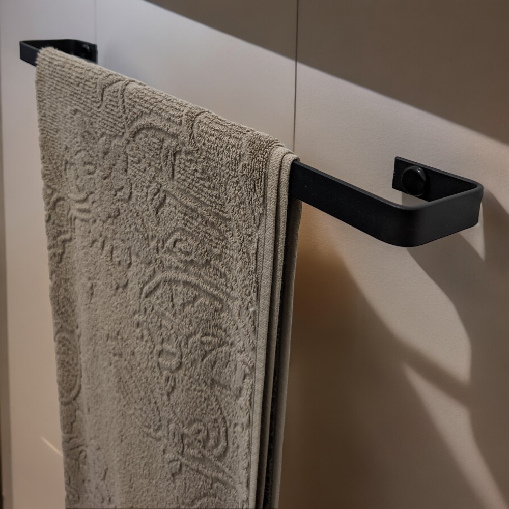 Porta Toalha Simples Para Banheiro Parede Preto Fosco Supremo