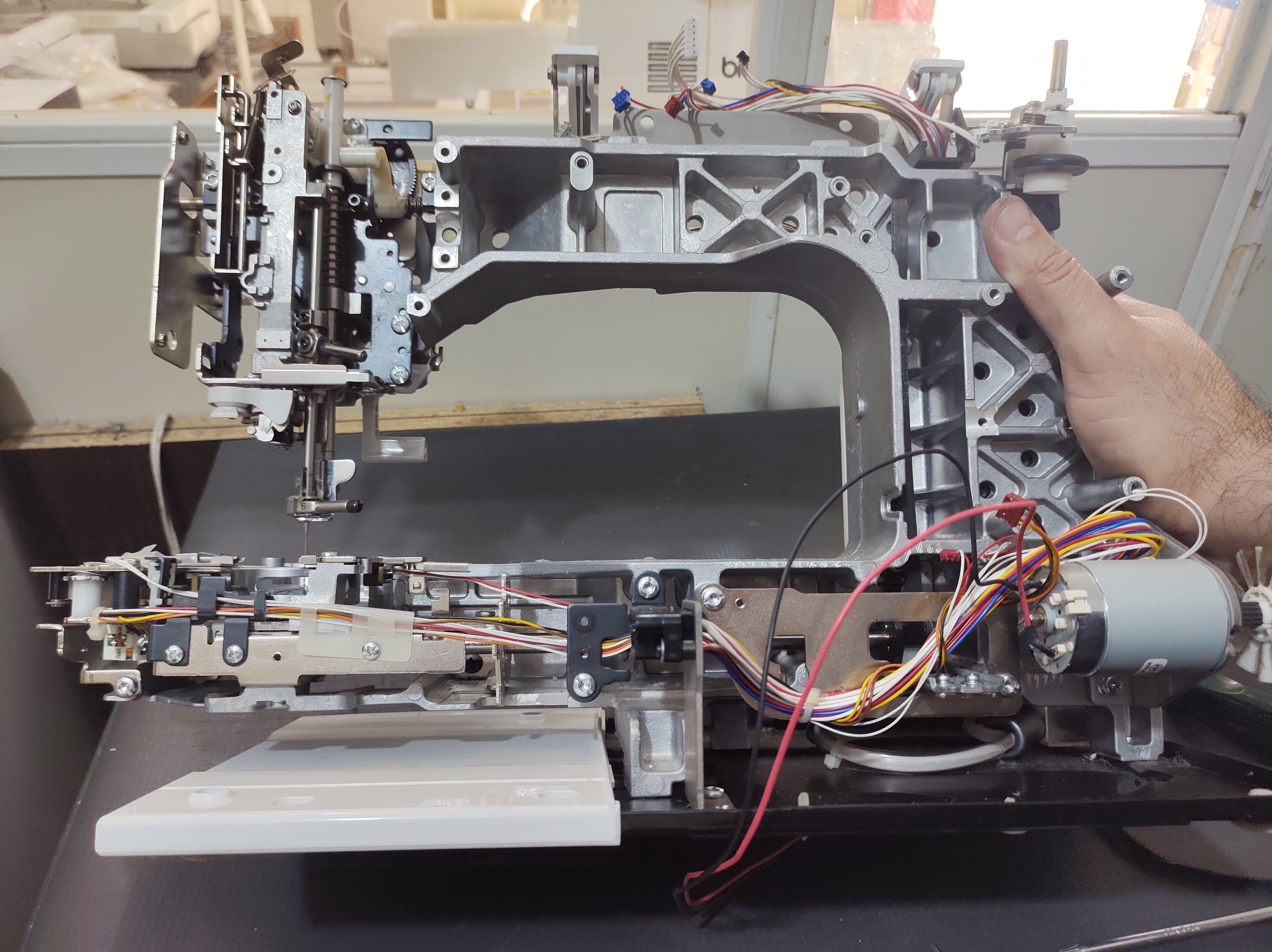 Curso de Manutenção Máquina de Bordar Brother BP1430L