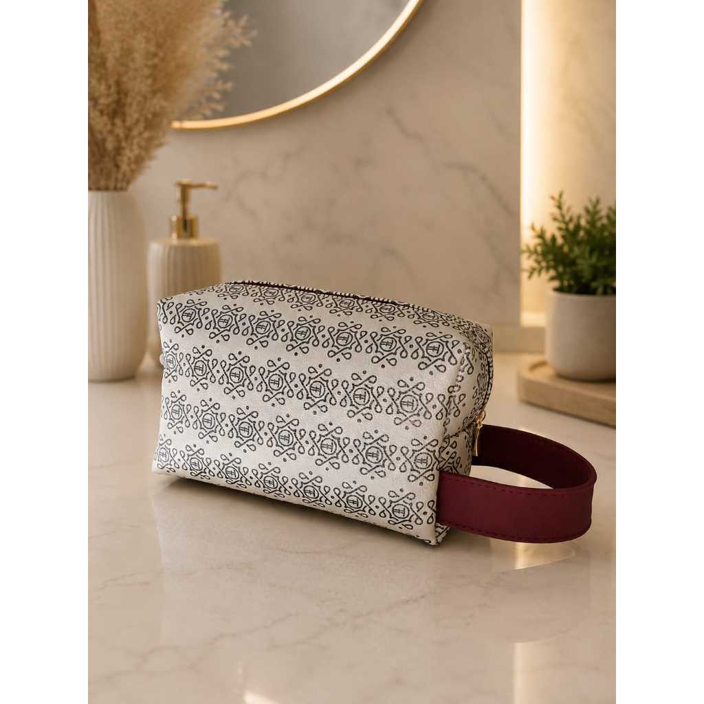 Bolsa Necessarie Torontos Monogram Nova Couro Eco Original e com forro