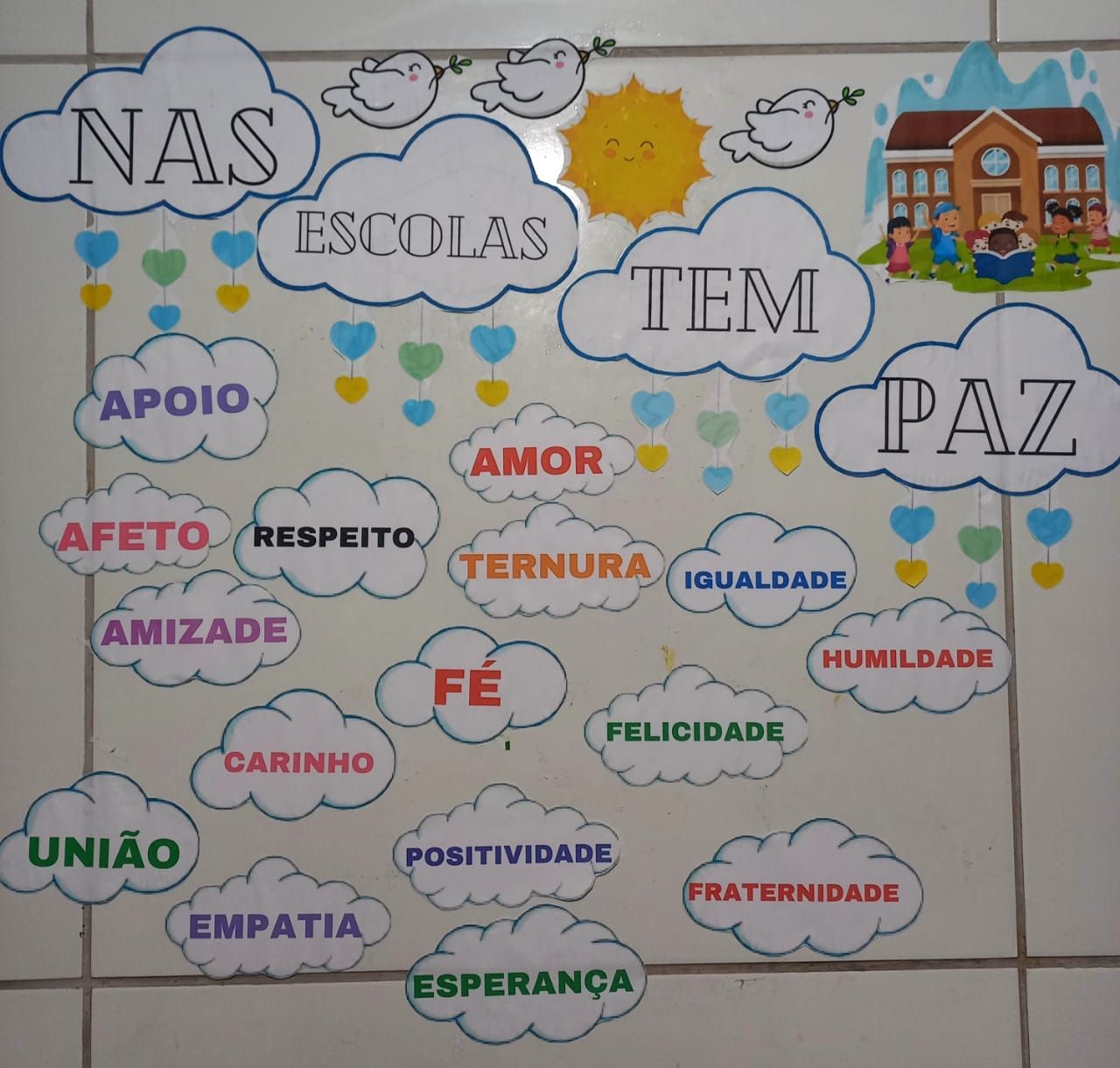 Painel nas Escolas tem Paz ✏️