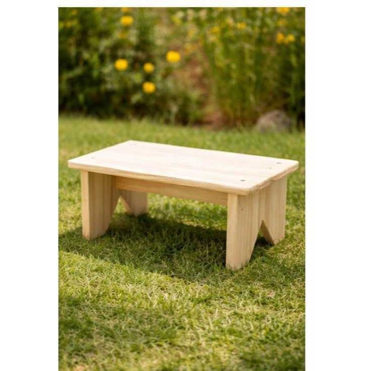 Banquinho Madeira pinus reforçado 40x20x25  Já Montado – Ideal para Crianças e Adultos!